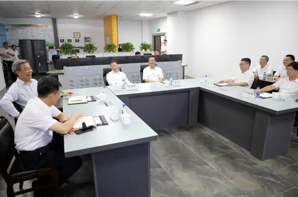 قام فريق خبراء CNOOC بزيارة شركة CNPC Jichai Power Limited للتحقيق والبحث CNOOC Expert Group visited CNPC Jichai Power Company Limited for Investigation and Research